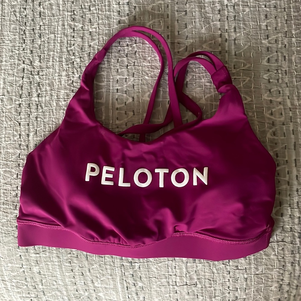 Peloton lulu lemon sports bra